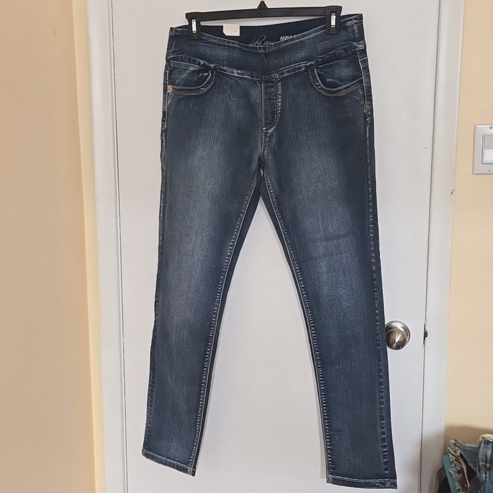 New Lola blue denim Jeans 18